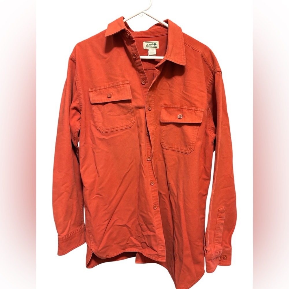 L L Bean Vintage rust/ orange‎ heavyweight button down. Men’s size Large Tall.